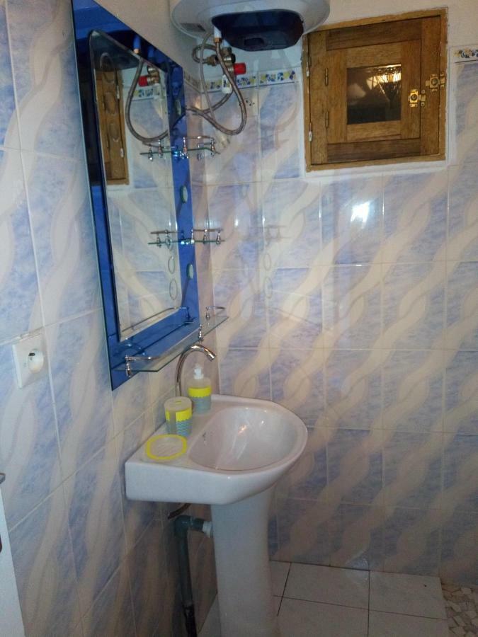 Bed and Breakfast Chez Coumba et Daniel Saly Portudal Exterior foto