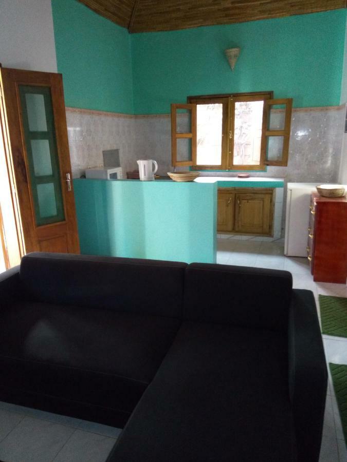 Bed and Breakfast Chez Coumba et Daniel Saly Portudal Exterior foto